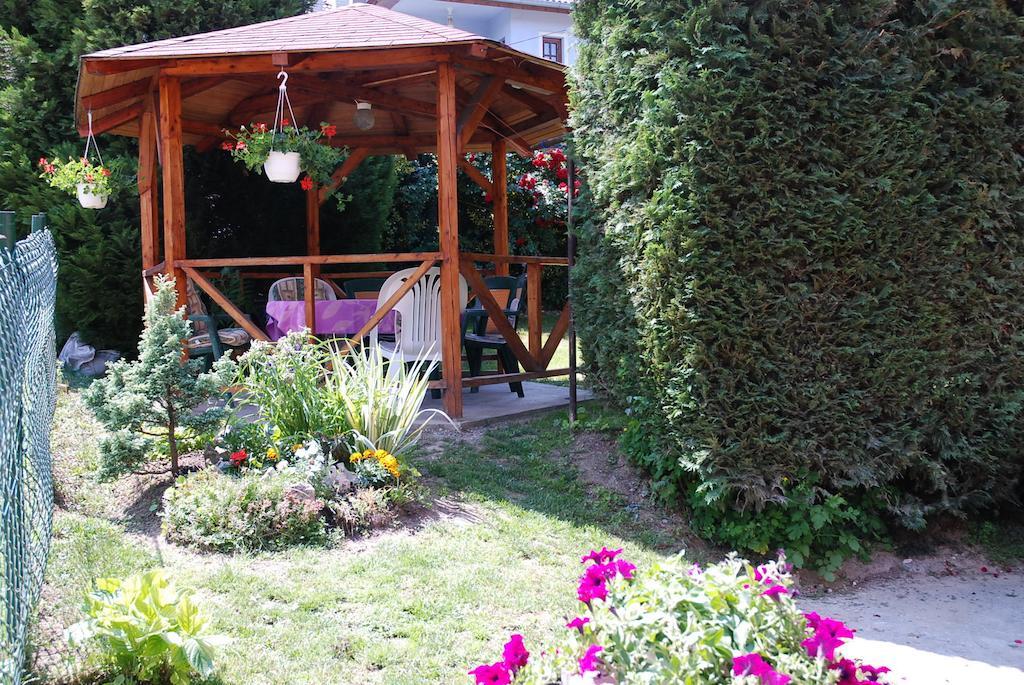 Antal Apartmanok Zalakaros Exterior foto
