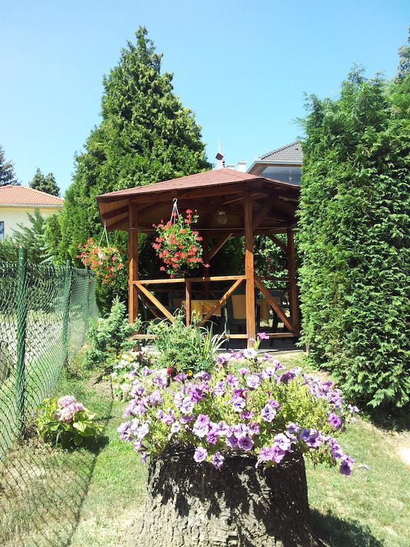 Antal Apartmanok Zalakaros Exterior foto